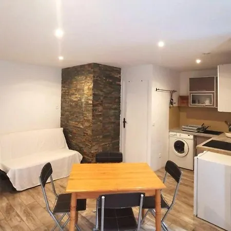 Apartment 2 Pieces Avec Terrasse A Sainte-maxime, Proche Centre Et Plages Sainte-Maxime